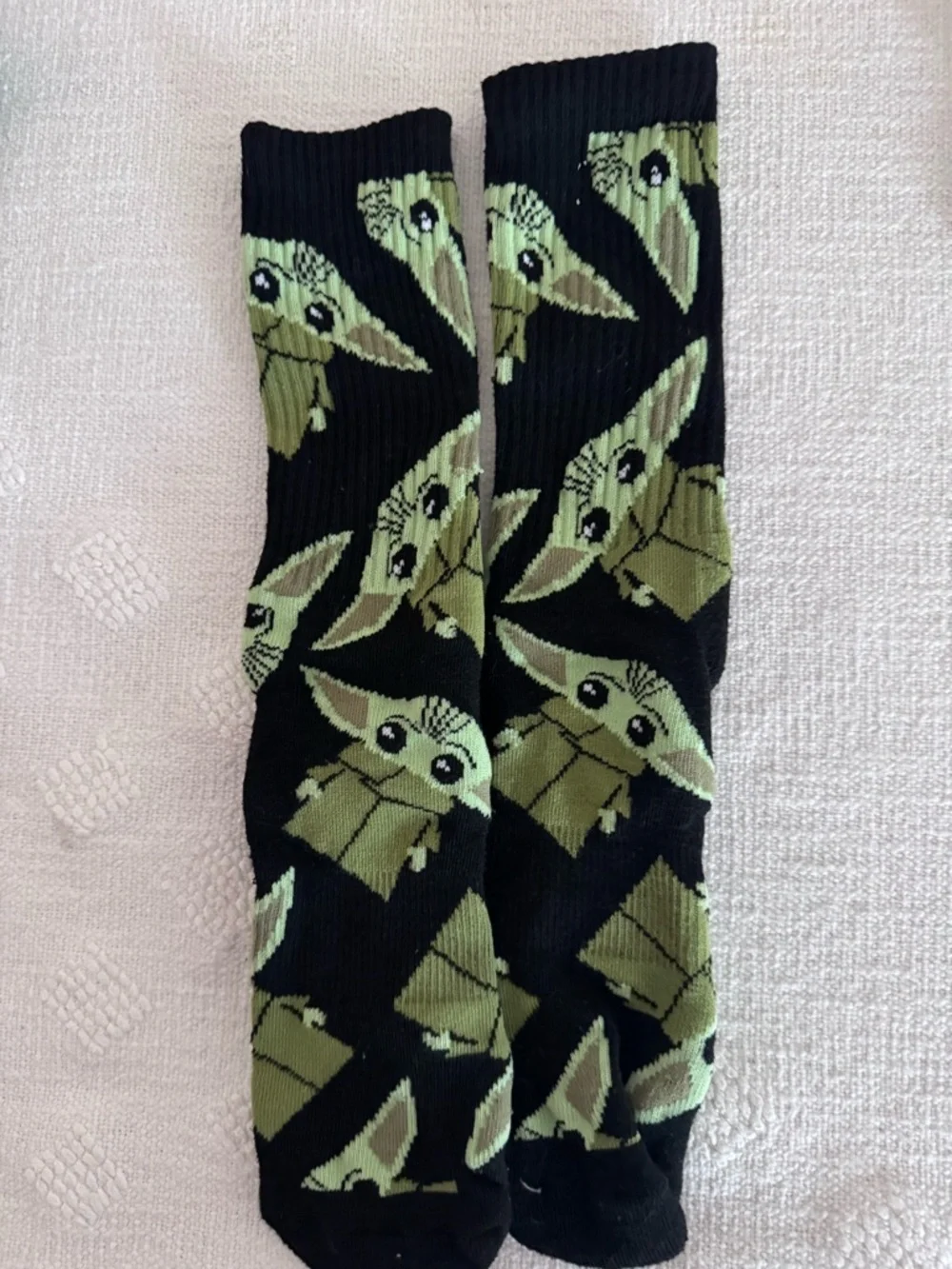 Star Wars Mandalorian Grogu The Child Crew Socks V1